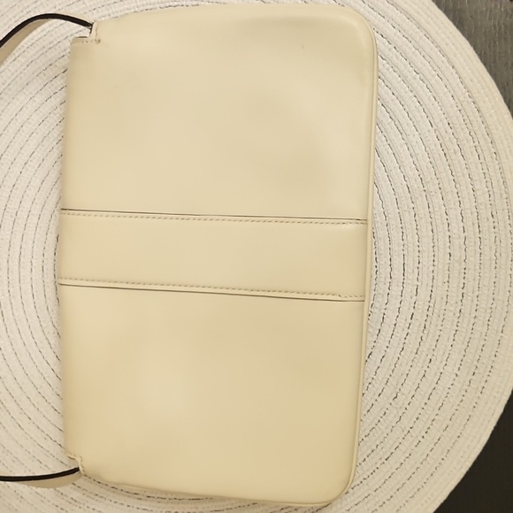 Gucci Cream Shoulder/Crossbody Bag - Picture 2 of 12